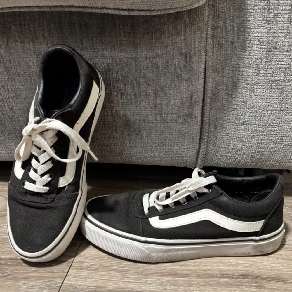 Black VANS